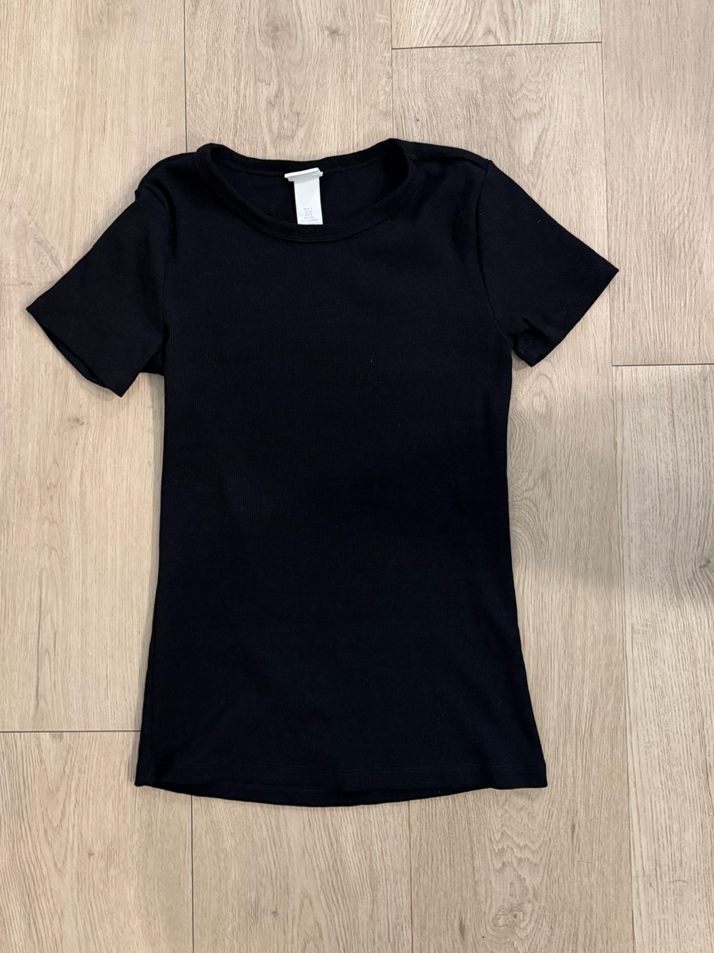 H&M Classic Black Ribbed Women's Crew Neck Tee